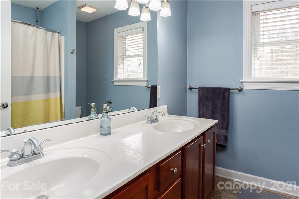 34 Gollum Drive Fairview, NC 28730 - Photo 17 of 32