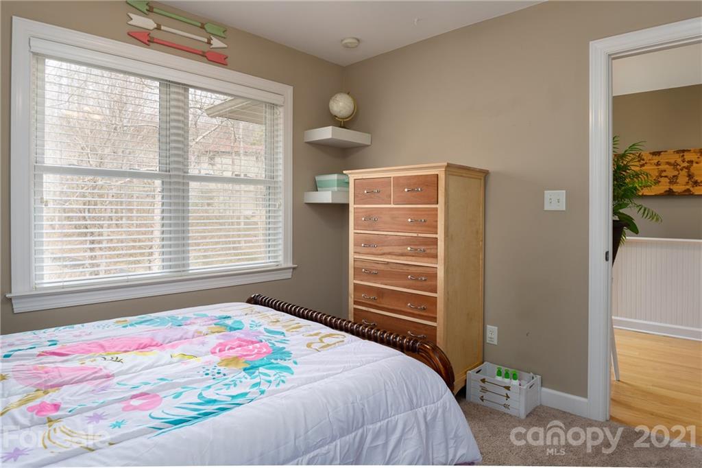 34 Gollum Drive Fairview, NC 28730 - Photo 19 of 32