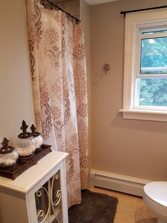 9 Davis Road Auburn, MA 01501 - Photo 21 of 24 Gallery Image 21