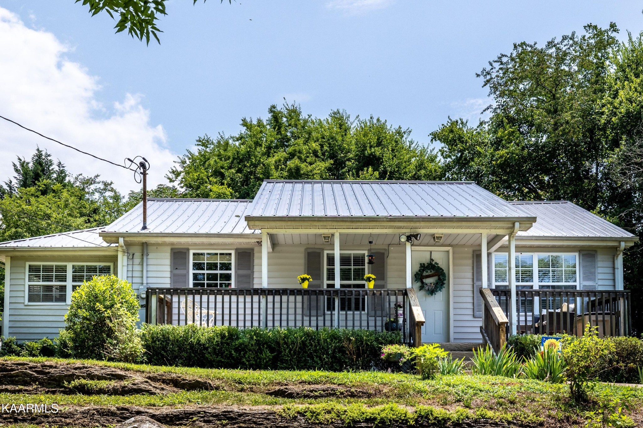 638 North Wright Road Alcoa, TN 37701 - Photo 1 of 25 Gallery Image 1