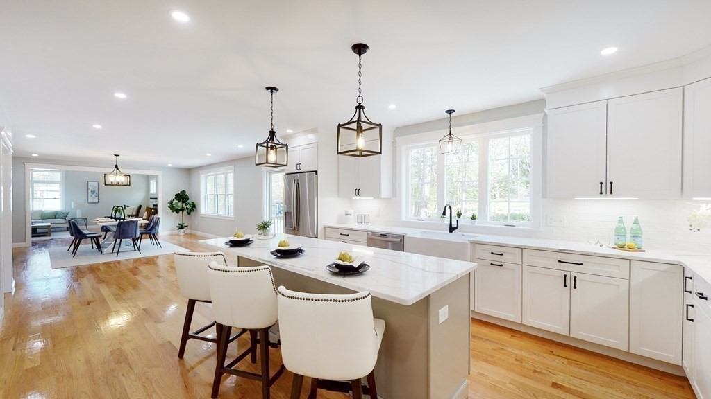 10 Greene Street North Reading, MA 01864 - Photo 4 of 38