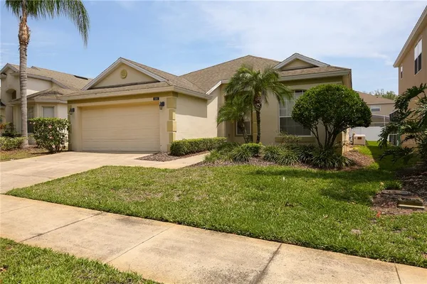 $2,325 | 331 Henley Circle, Davenport, FL 33896