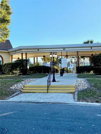 $289,000 | 1616 South Lake Avenue, Unit 4, Clearwater, FL 33756