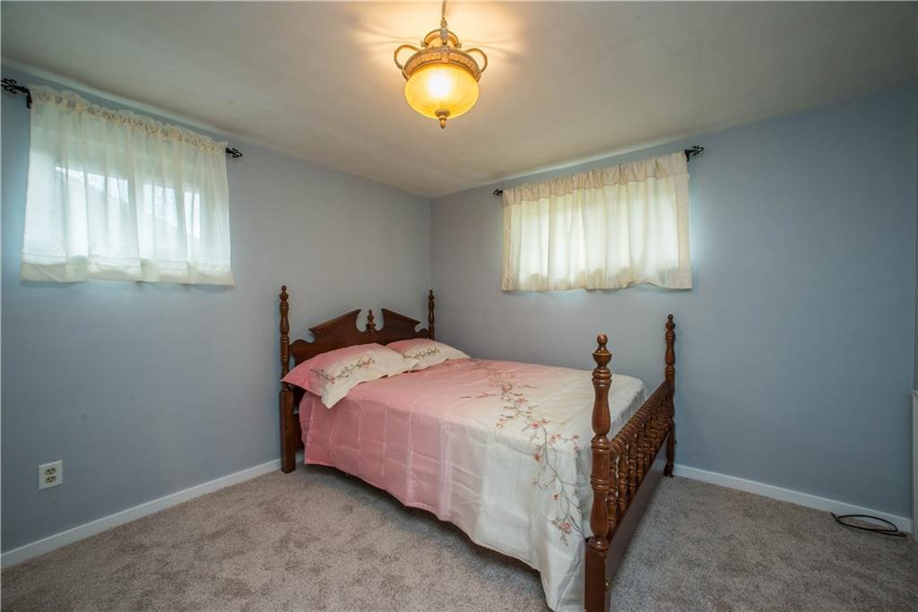 5317 Meadowcrest Road Pittsburgh, PA 15236 - Photo 12 of 25 Gallery Image 12