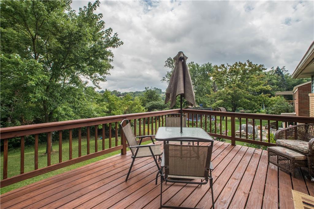 5317 Meadowcrest Road Pittsburgh, PA 15236 - Photo 19 of 25 Gallery Image 19