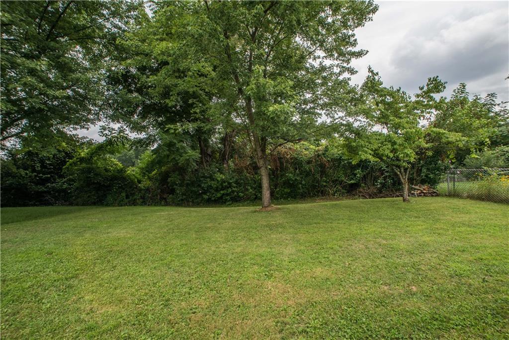 5317 Meadowcrest Road Pittsburgh, PA 15236 - Photo 22 of 25 Gallery Image 22
