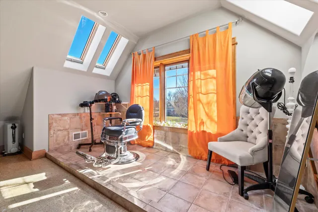 $1,525,000 | 105 Legend Way, Wales, WI 53183