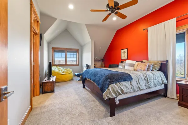 $1,525,000 | 105 Legend Way, Wales, WI 53183