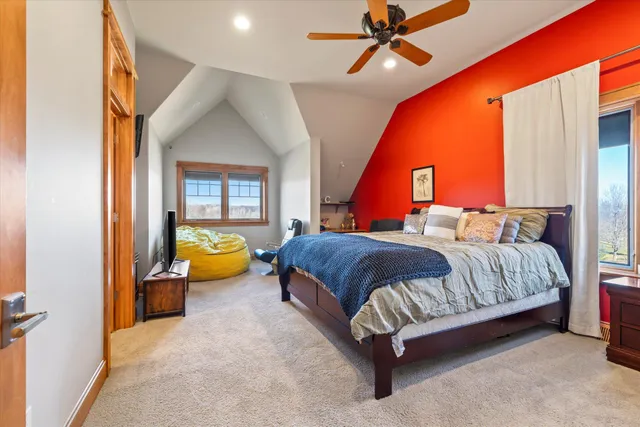 $1,525,000 | 105 Legend Way, Wales, WI 53183