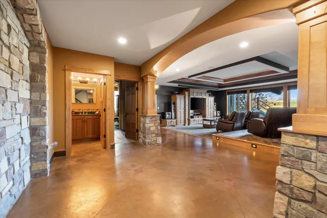 $1,525,000 | 105 Legend Way, Wales, WI 53183