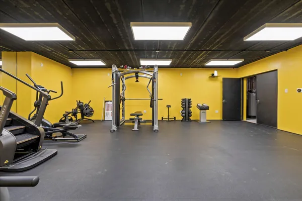 $1,525,000 | 105 Legend Way, Wales, WI 53183