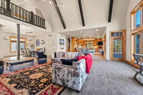 $1,525,000 | 105 Legend Way, Wales, WI 53183