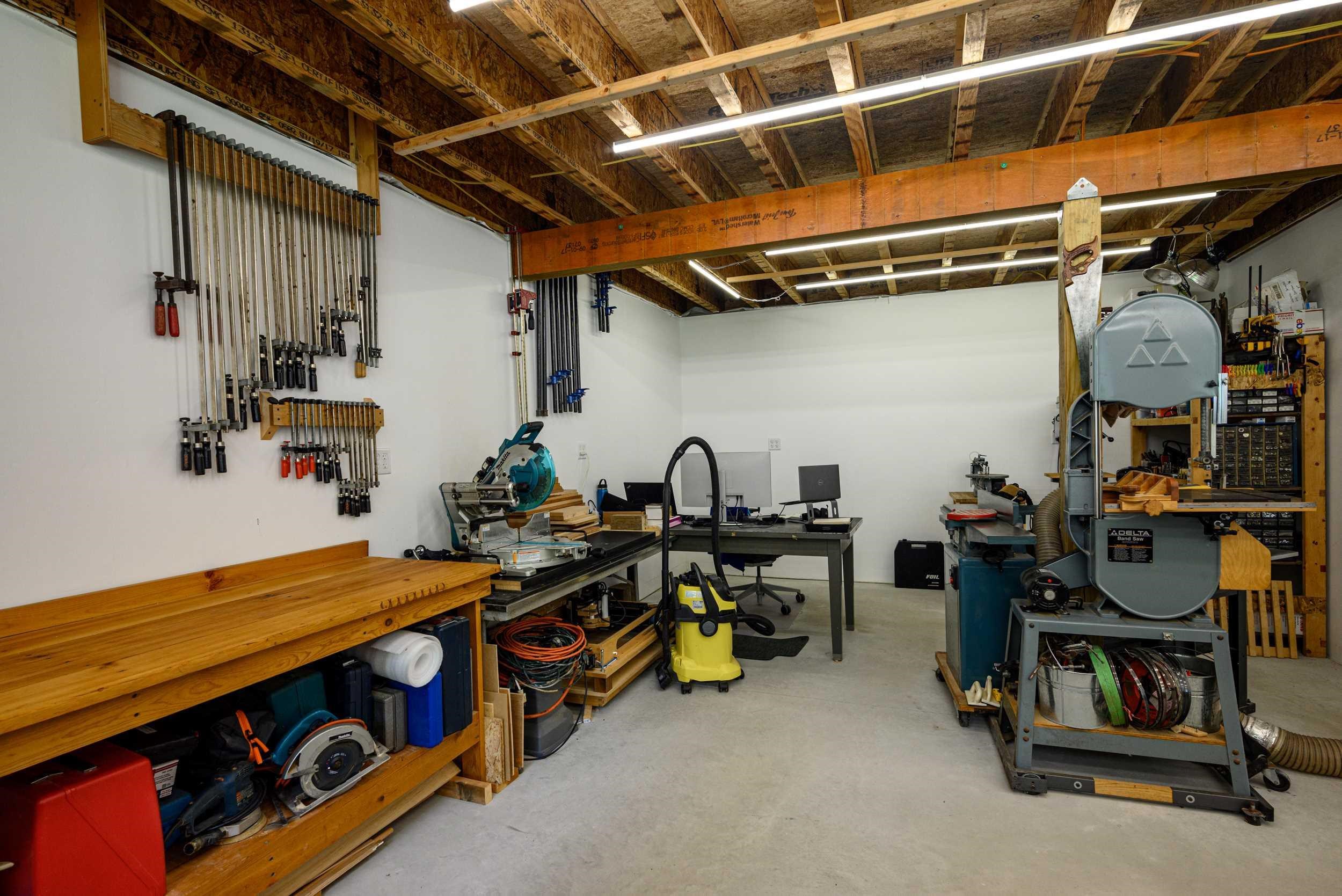 749 Sportsman Road Stamford, VT 05352 - Photo 3 of 40