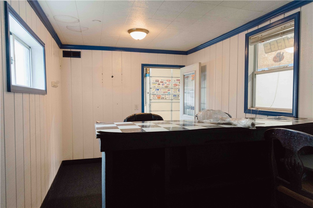 2585 Ash Avenue Decatur, IL 62526 - Photo 13 of 44