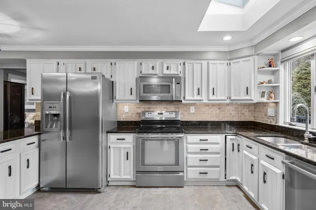 $750,000 | 2407 Riverton Road, Cinnaminson, NJ 08077