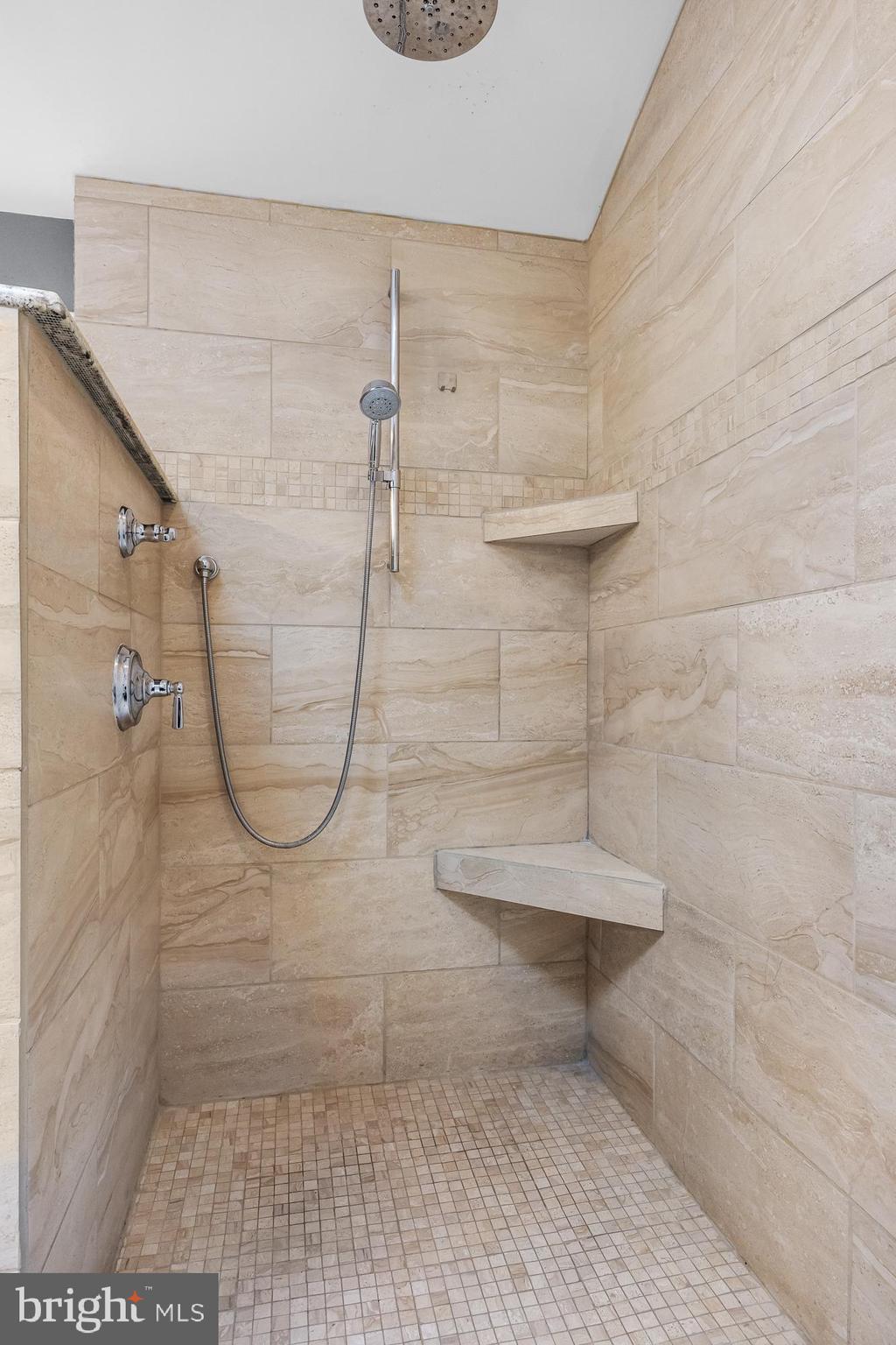 2407 Riverton Road Cinnaminson, NJ 08077 - Photo 39 of 54