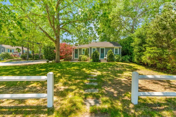 $799,000 | 157 Wading Place Road, Mashpee, MA 02649