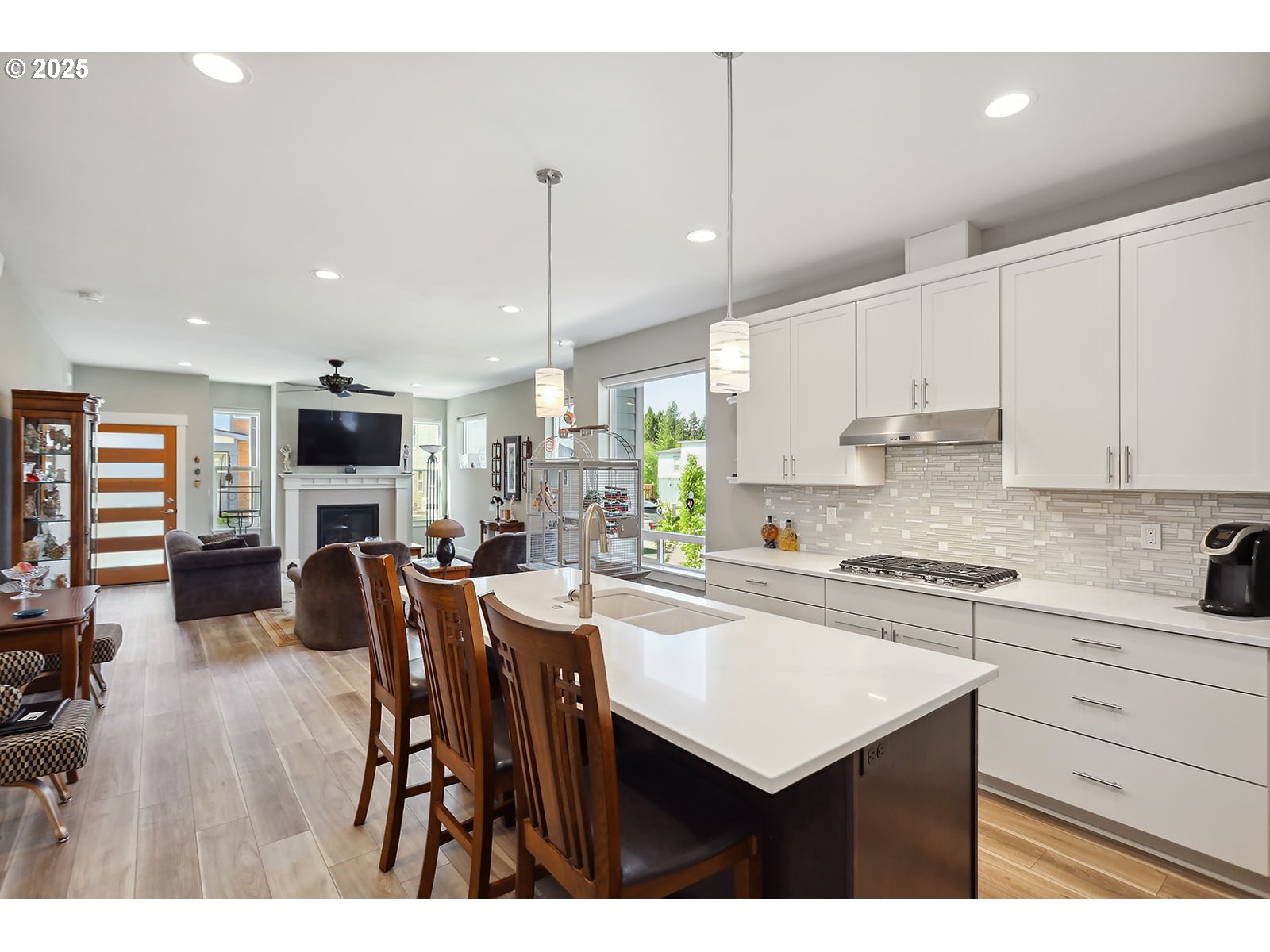 1250 29th Street Hood River, OR 97031 - Photo 11 of 47