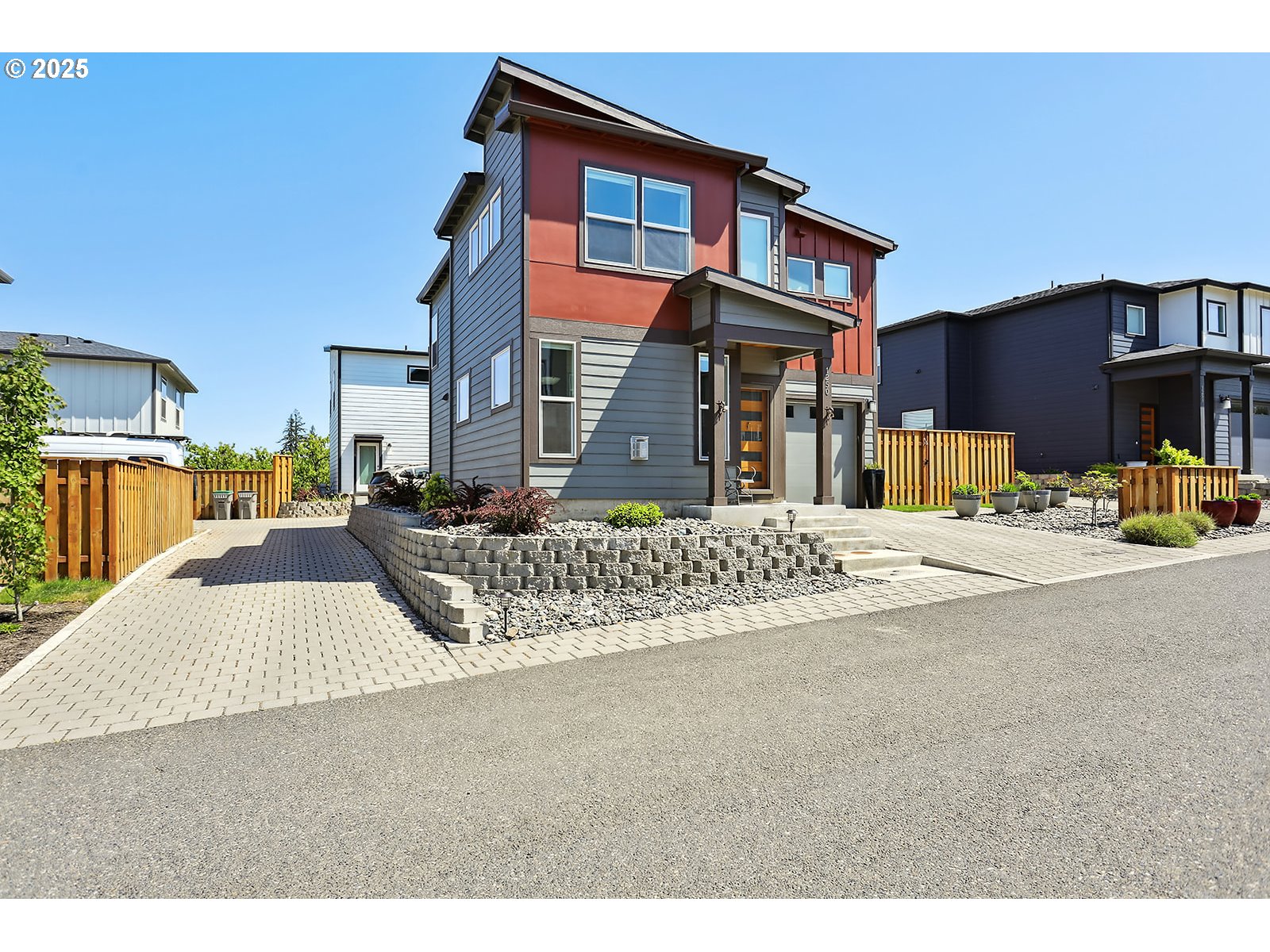 1250 29th Street Hood River, OR 97031 - Photo 3 of 47