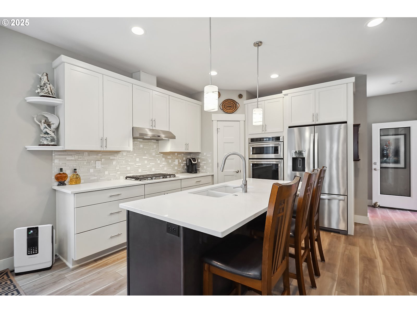 1250 29th Street Hood River, OR 97031 - Photo 9 of 47