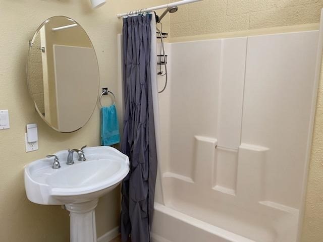 5382 Menehune Road Waimea, HI 96796 - Photo 8 of 24 Gallery Image 8