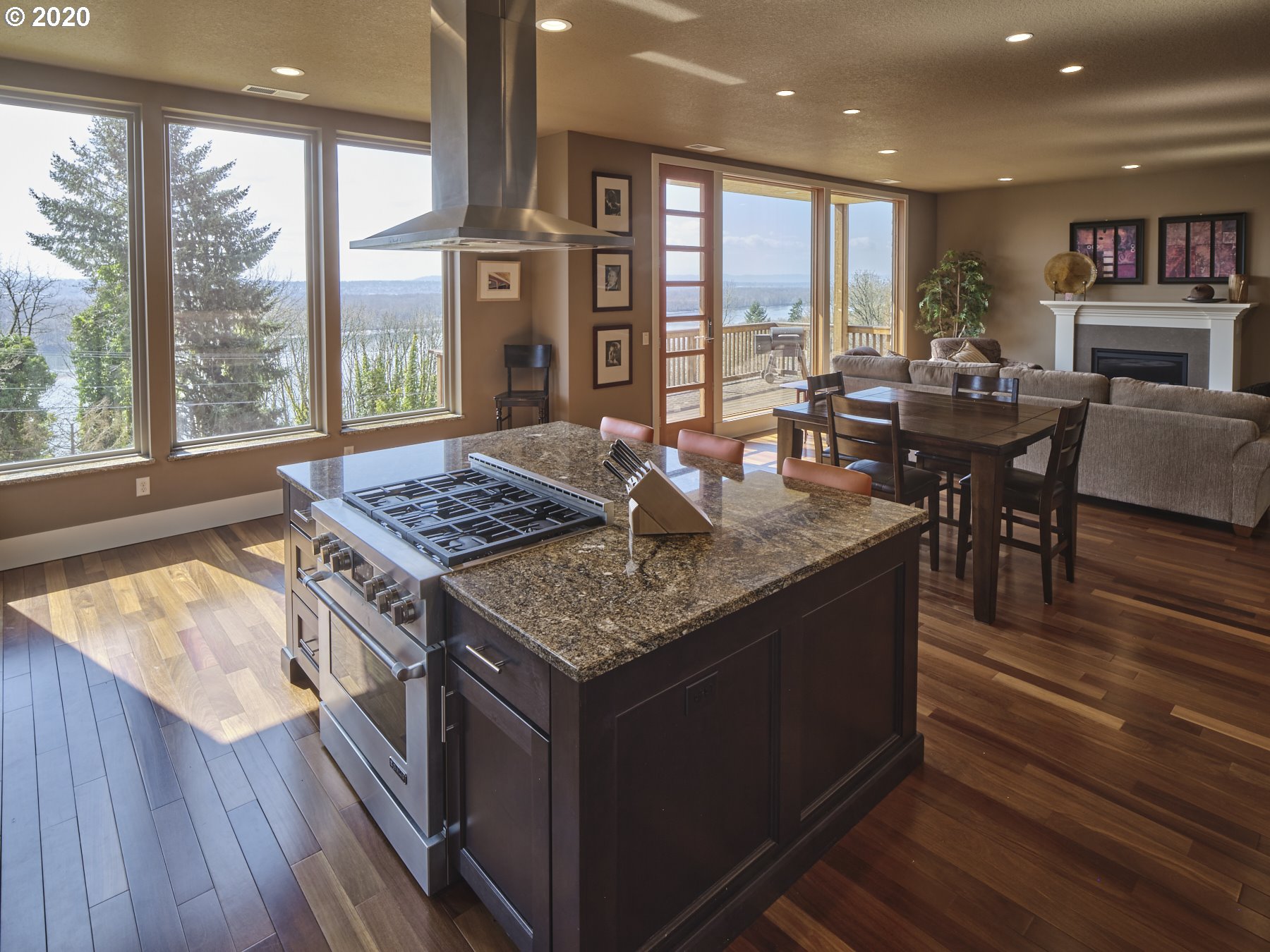 705 Northwest Grand Ridge Drive Camas, WA 98607 - Photo 5 of 32