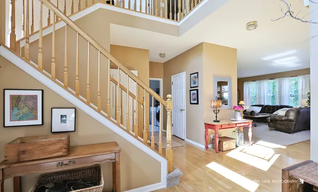 $419,900 | 2726 Providence Lane, Lindenhurst, IL 60046