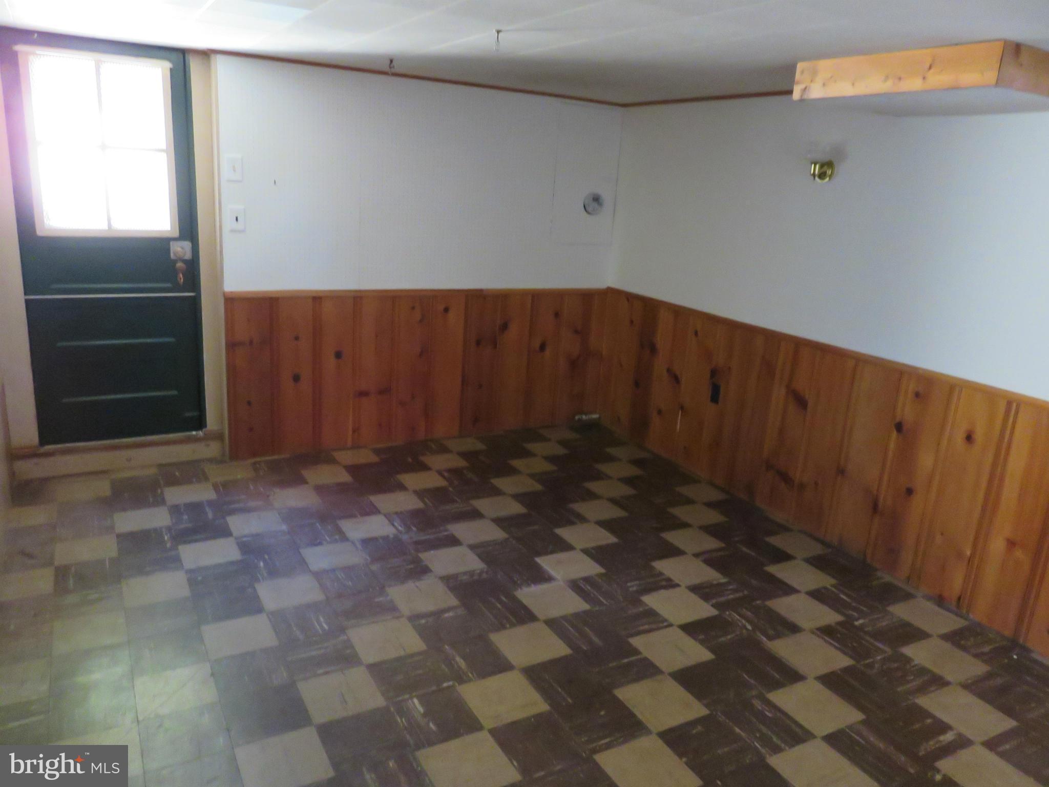 1747 Ellinwood Road Baltimore, MD 21237 - Photo 18 of 26 a view of wooden floor