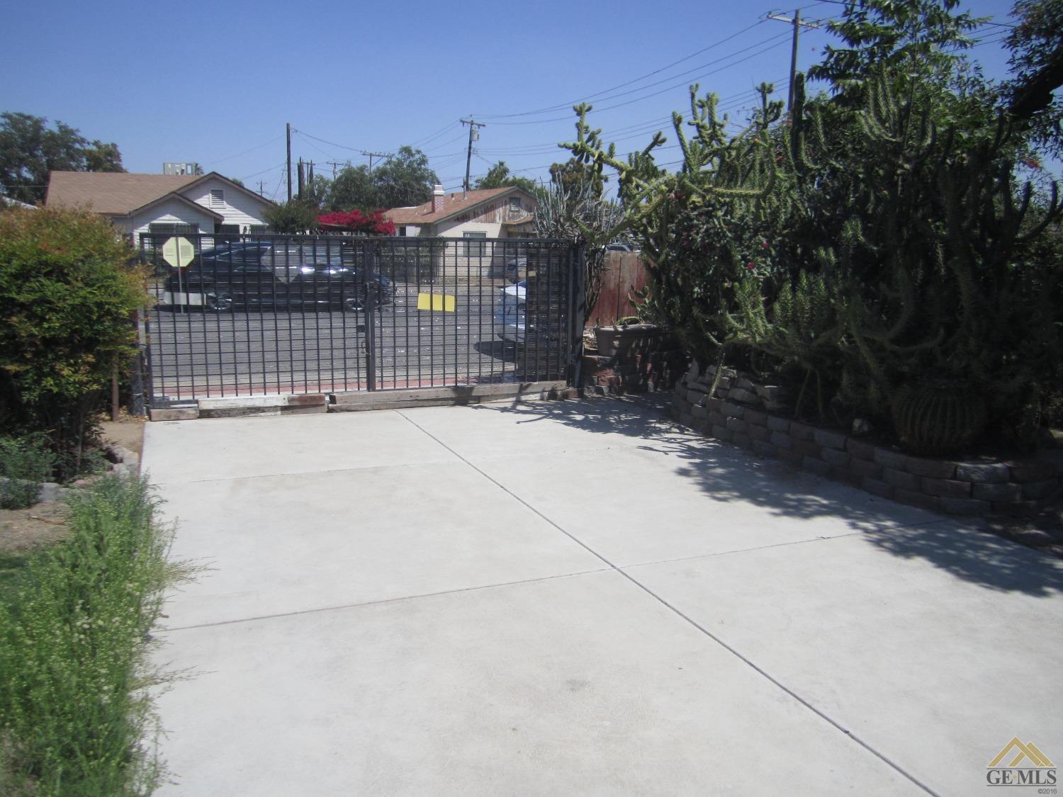 Undisclosed Address Bakersfield, CA 93305 - Photo 15 of 18