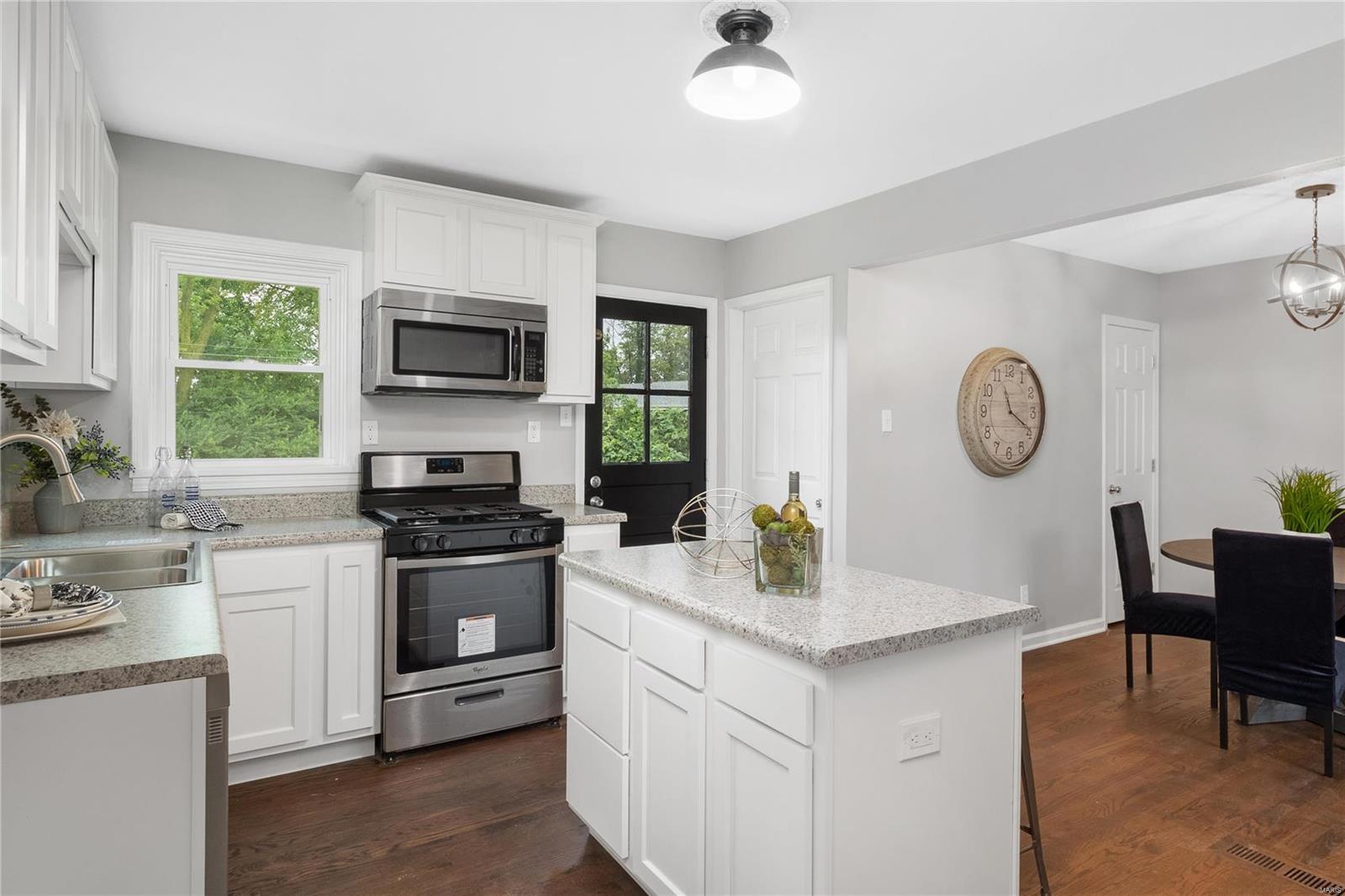 4146 Banks Road St. Ann, MO 63074 - Photo 9 of 23 Gallery Image 9