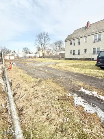 $324,000 | 821 Strong Street, Schenectady, NY 12307