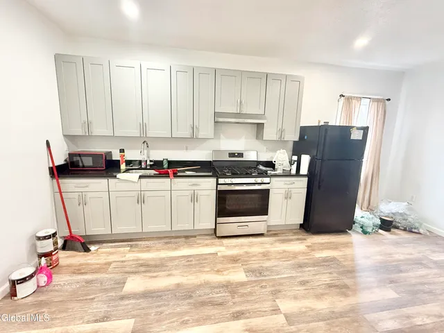 $324,000 | 821 Strong Street, Schenectady, NY 12307