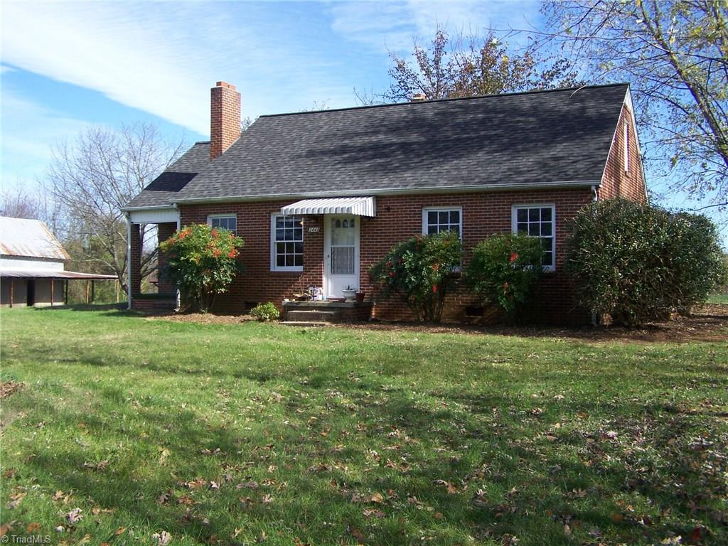 3448 Messick Road Jonesville, NC 28642 - Photo 2 of 28 Gallery Image 2