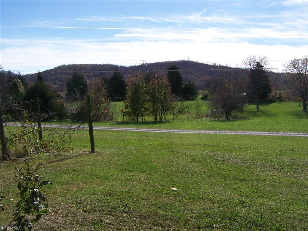 3448 Messick Road Jonesville, NC 28642 - Photo 3 of 28 Gallery Image 3
