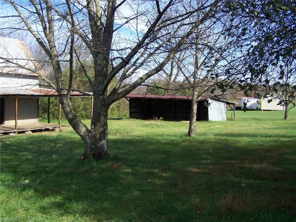 3448 Messick Road Jonesville, NC 28642 - Photo 6 of 28 Gallery Image 6
