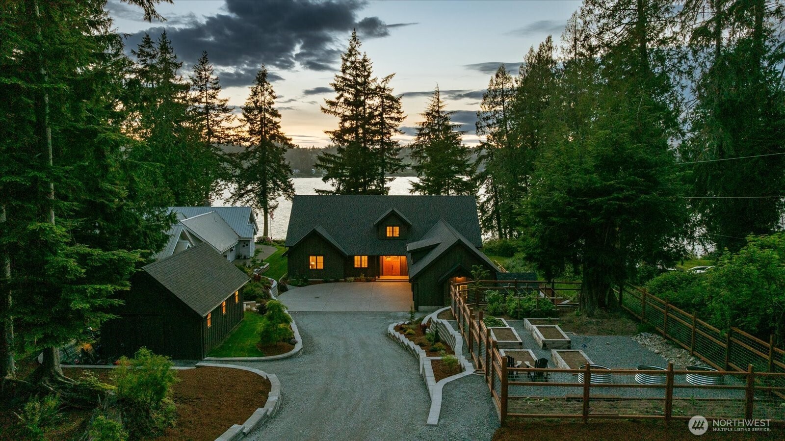 5320 East Harbor Road Freeland, WA 98249 - Photo 1 of 39 Gallery Image 1
