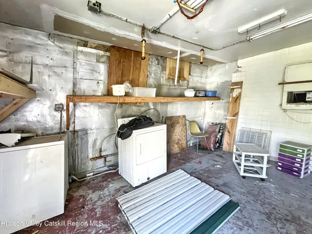 a view of a house with a outdoor space