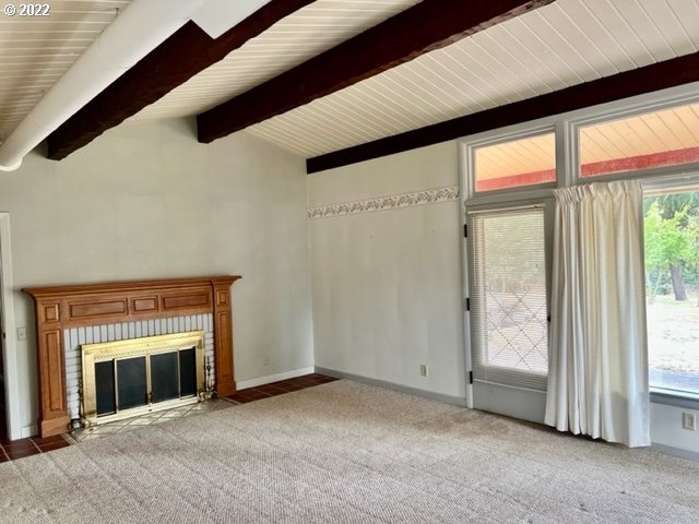 1012 Curry Road Roseburg, OR 97471 - Photo 6 of 36 Gallery Image 6