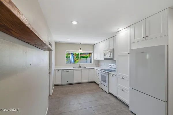 $2,350 | 3640 East Montecito Avenue, Unit 2, Phoenix, AZ 85018