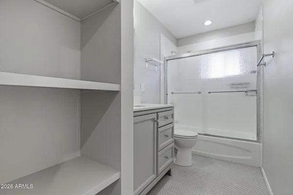 $2,350 | 3640 East Montecito Avenue, Unit 2, Phoenix, AZ 85018