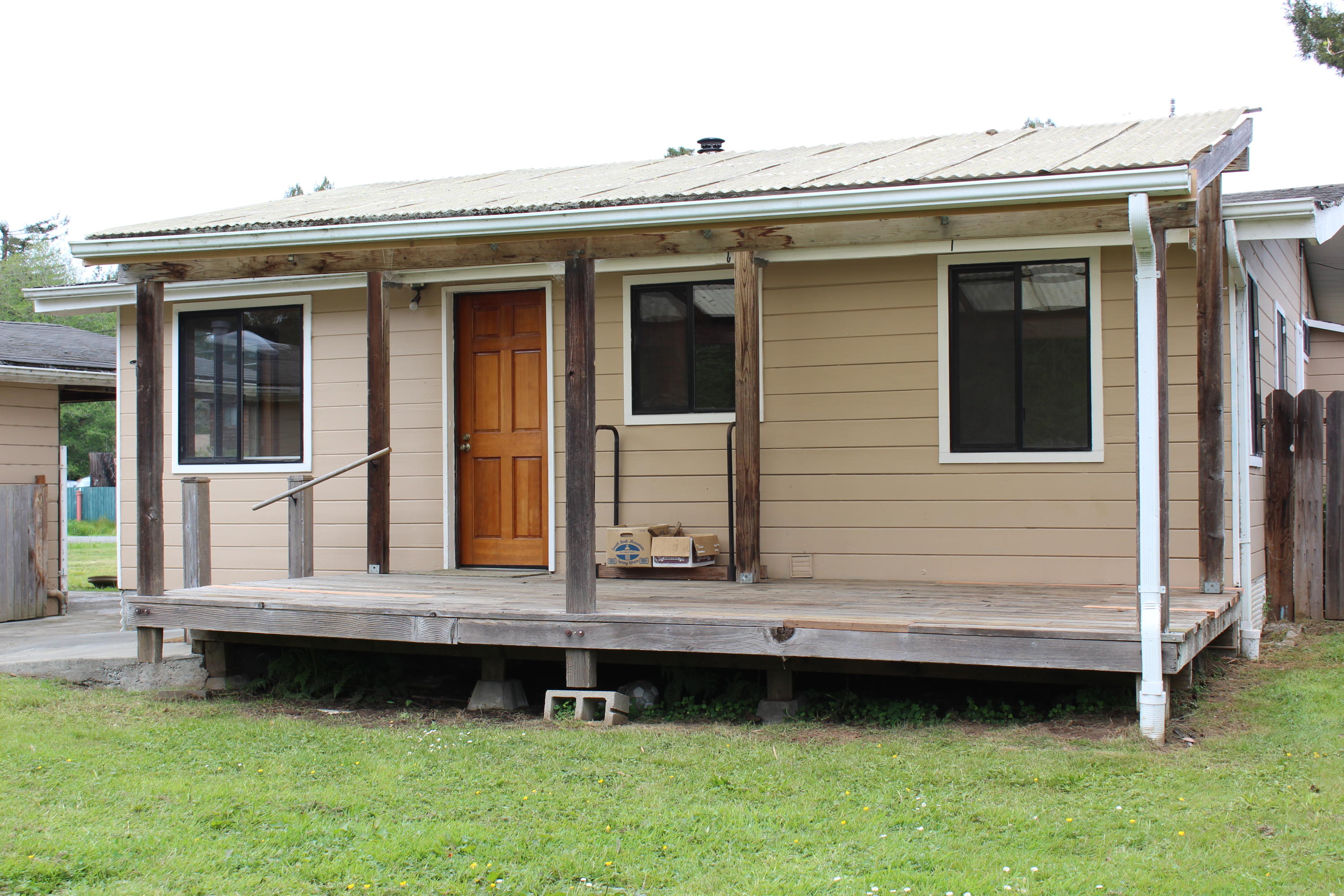630 Evans Street Fieldbrook, CA 95519 - Photo 11 of 11 630 Evans Rd covered deck
