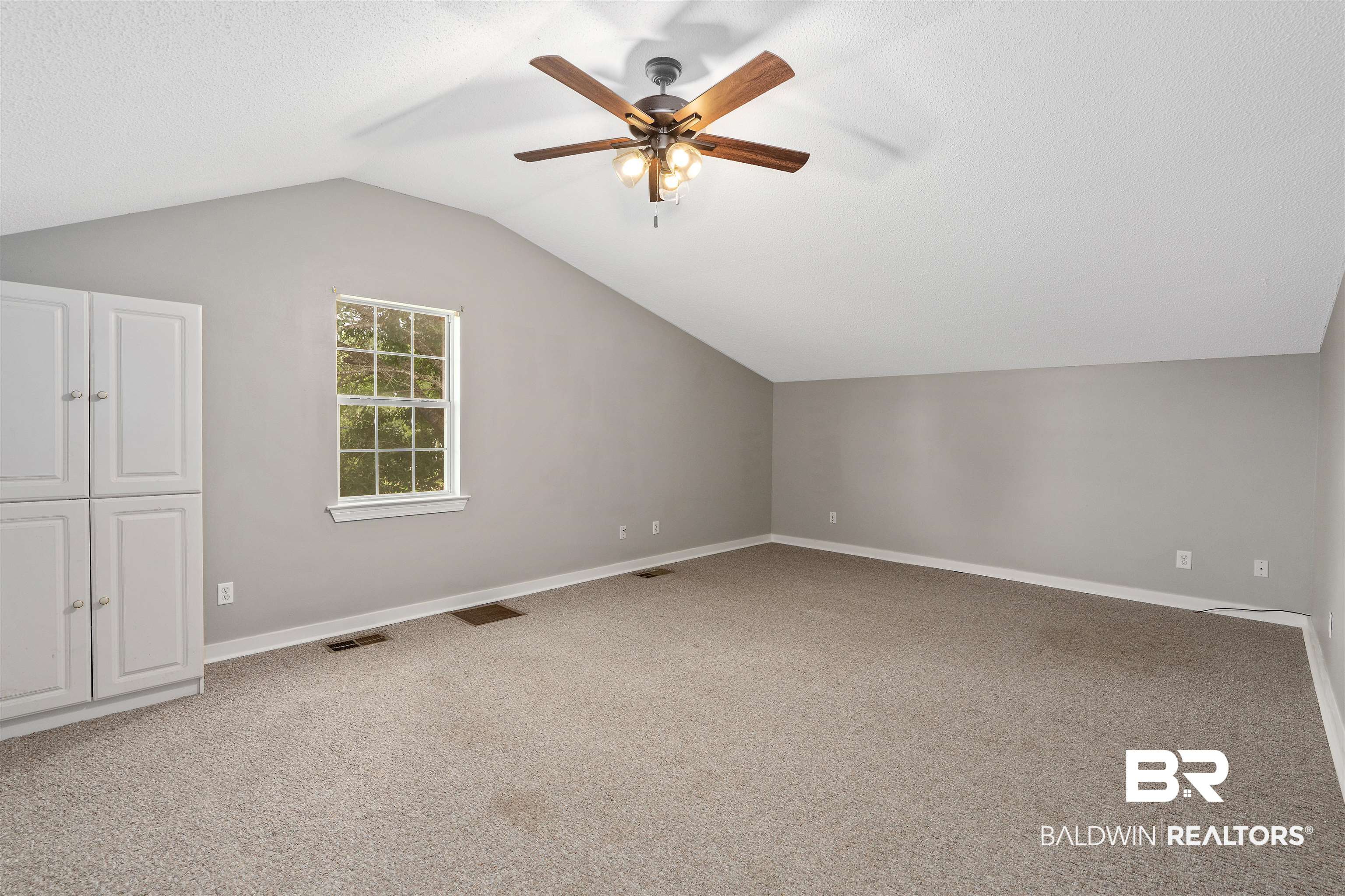 20011 Lawrence Road Fairhope, AL 36532 - Photo 27 of 41 Guest Bedroom 4