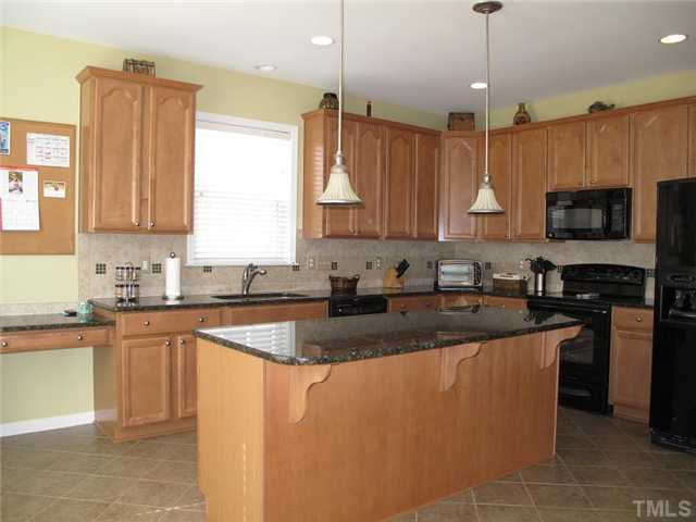 819 Wellbrook Station Road Cary, NC 27519 - Photo 7 of 20 Kitchen