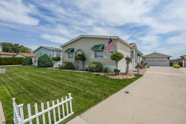 $132,500 | 48 Norway Drive, Manteno, IL 60950