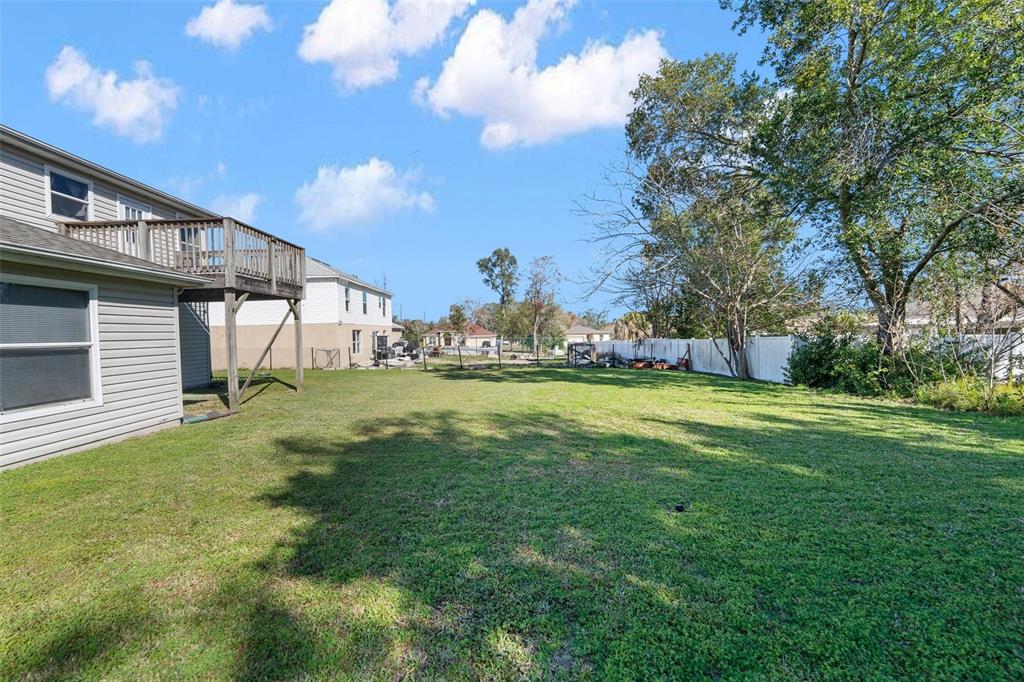 11780 Linden Drive Spring Hill, FL 34608 - Photo 7 of 34