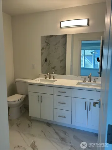 $597,500 | 13243 Ambaum Boulevard Southwest, Unit C, Burien, WA 98146