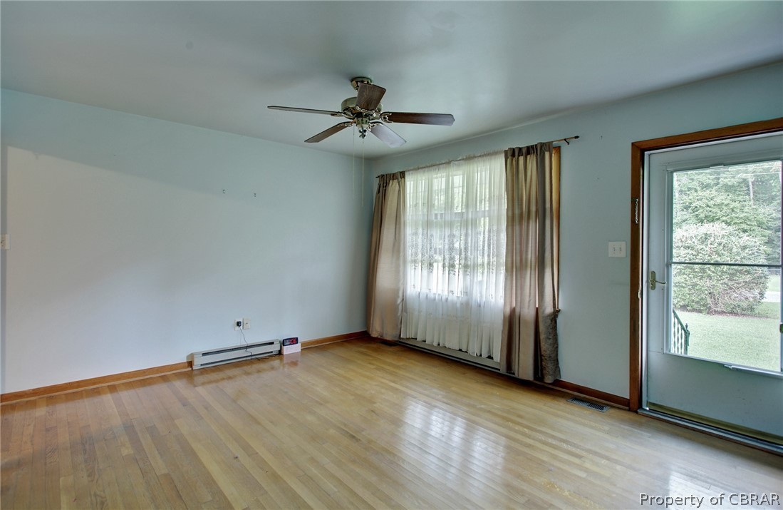 7245 Independence Road Gloucester, VA 23061 - Photo 8 of 21 Gallery Image 8