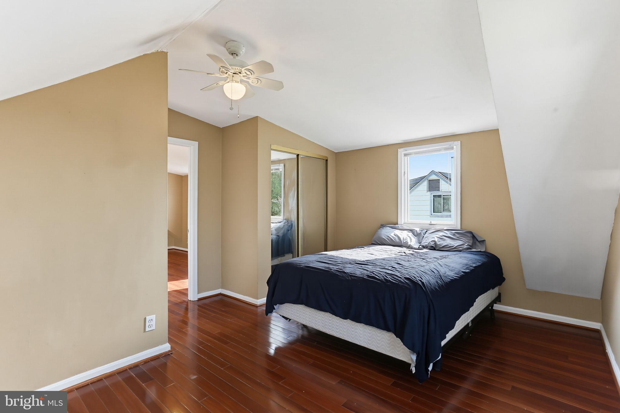 8211 Longpoint Road Dundalk, MD 21222 - Photo 22 of 34 Gallery Image 22