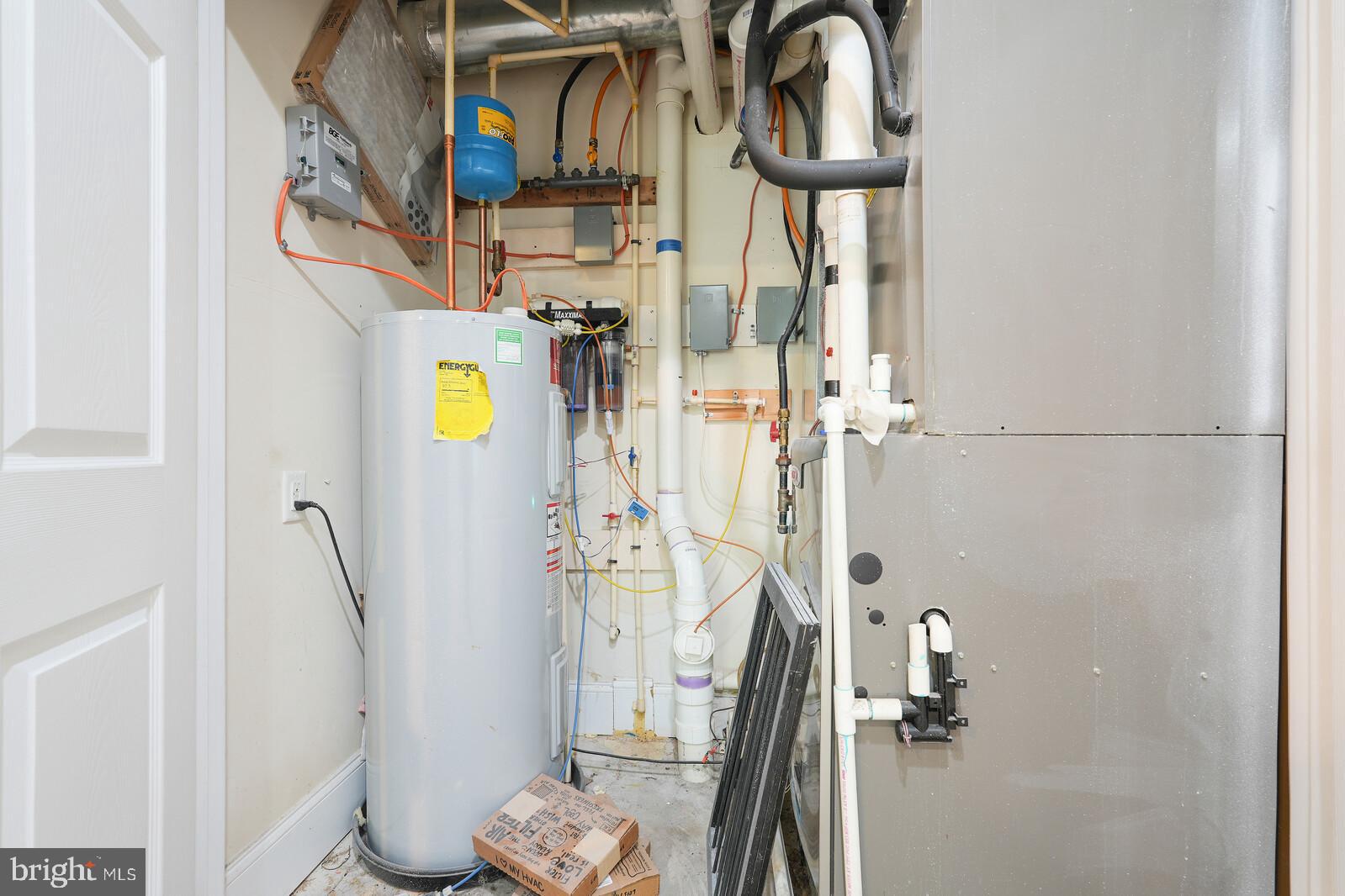 304 South Camp Meade Road Linthicum Heights, MD 21090 - Photo 32 of 43