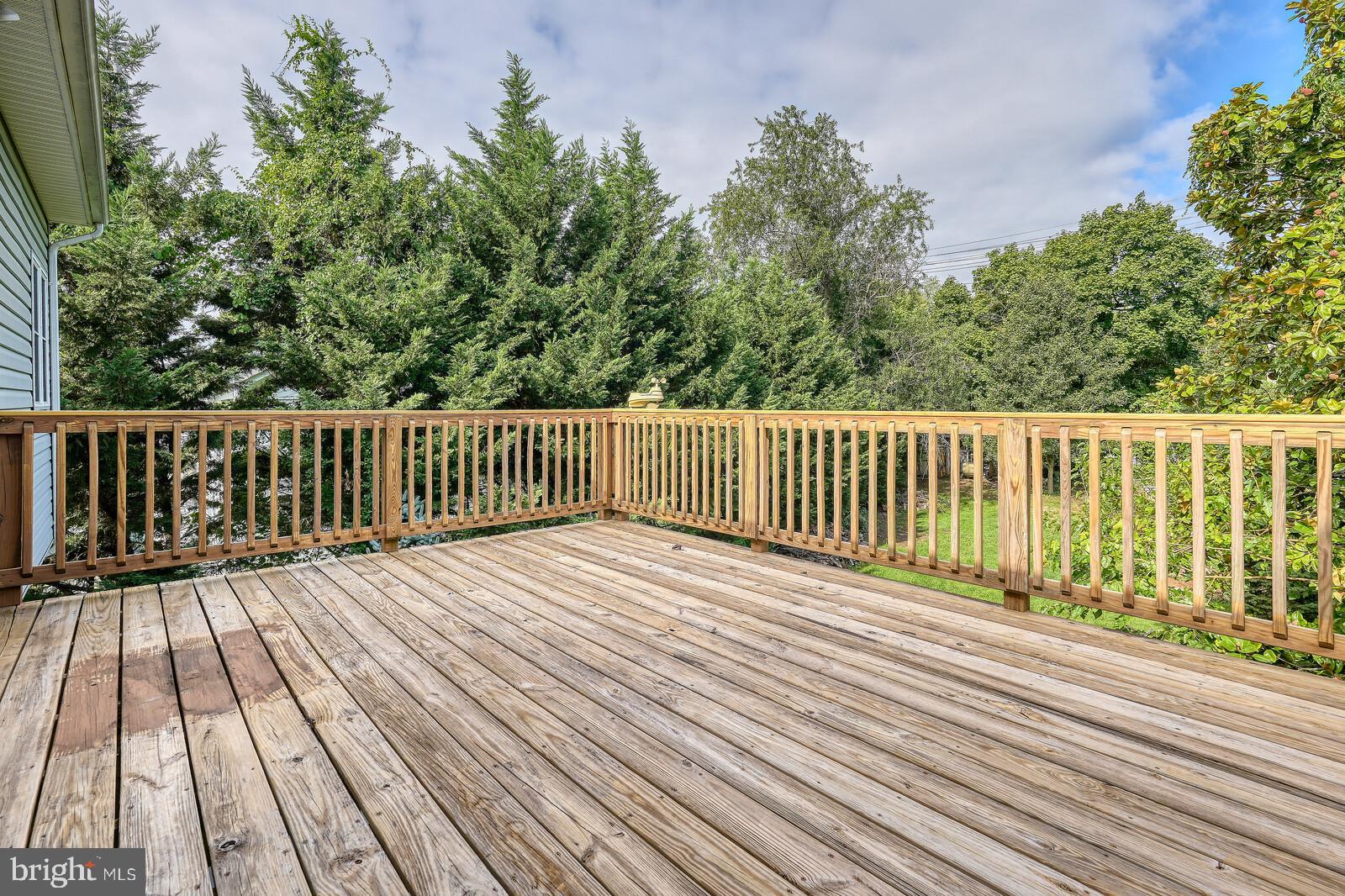 304 South Camp Meade Road Linthicum Heights, MD 21090 - Photo 34 of 43 a view of wooden deck